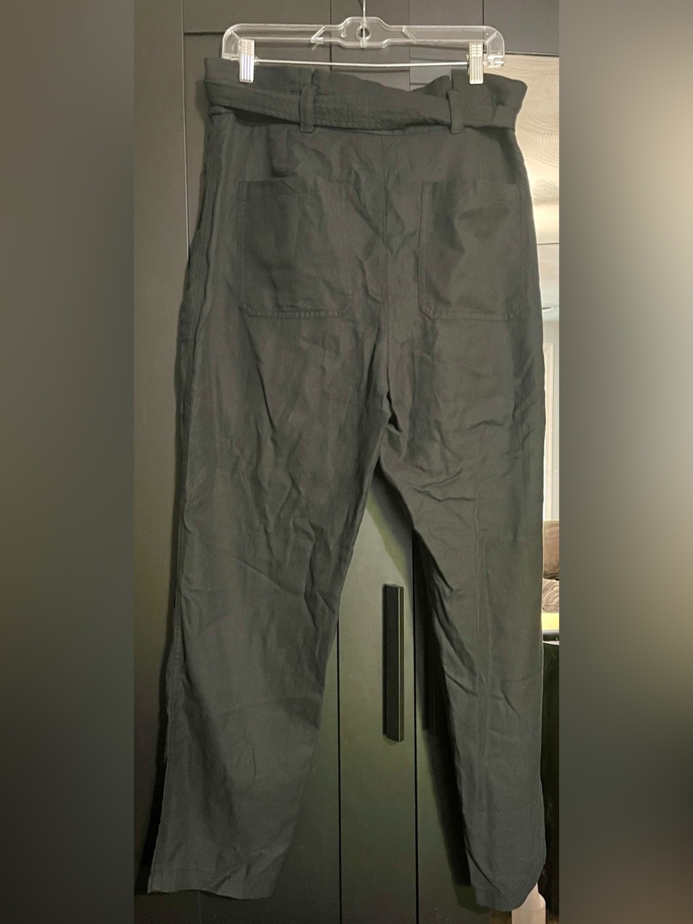 Express Women’s Ankle Super High Rise Cargo Drawstring Pants (Black) - Picture 3 of 7